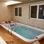 Laguna 11 Z Kwiatami * Polanica-Zdrój